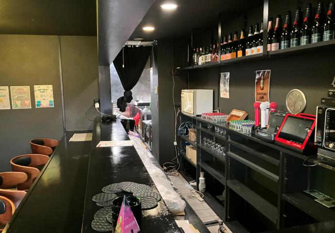 【練馬区】保谷駅徒歩1分／駅からの視認性◎／同業種即出店可能／ガールズバー居抜き物件／約11.8坪